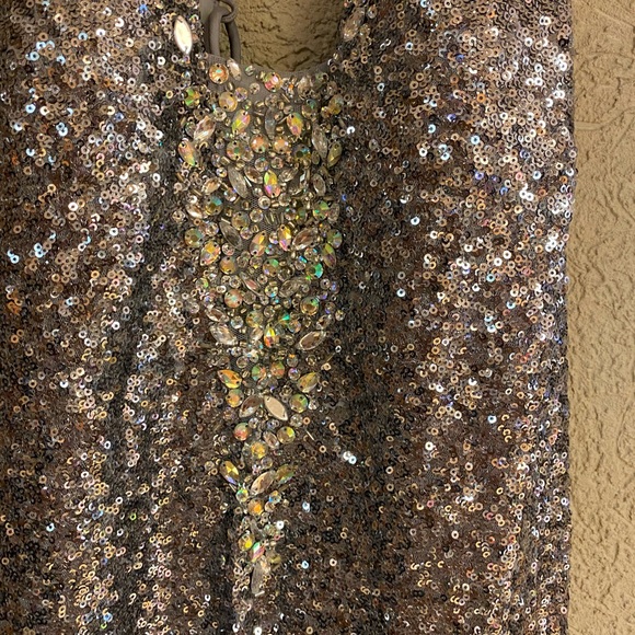 Mermaid style long prom dress! NEVER WORN - Picture 2 of 4